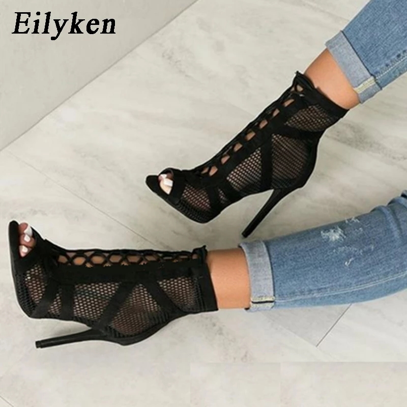 Street Fashion Show - Eilyken-Chaussures Peep Parker noires à lacets