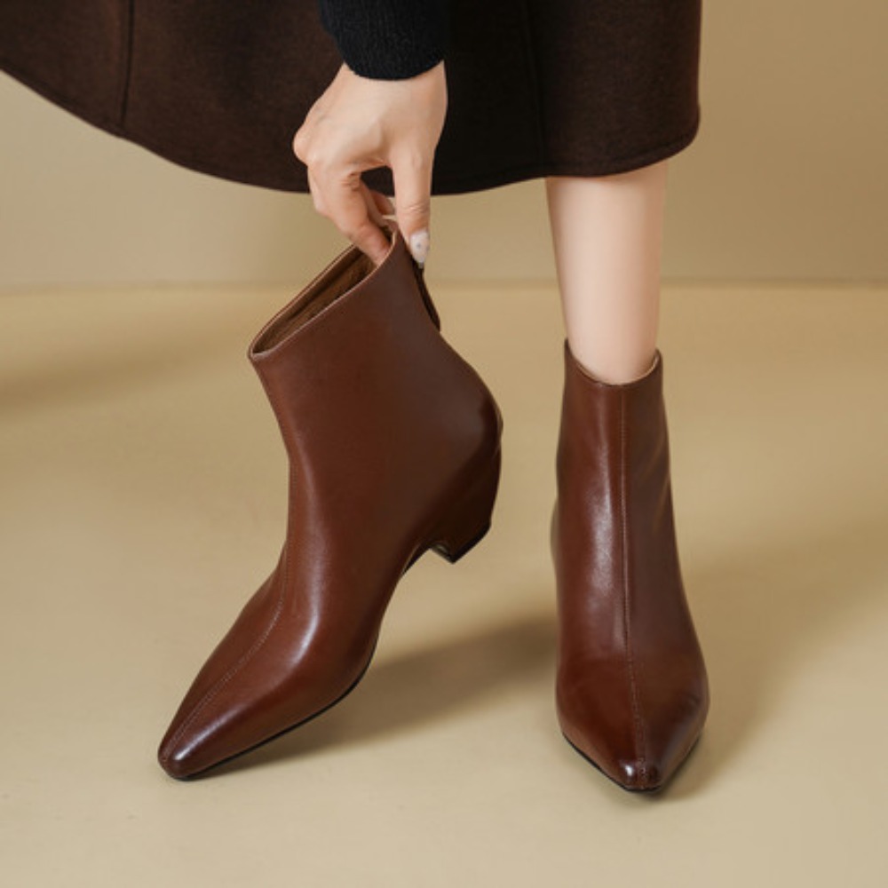 Bottines pour femmes en cuir v - Street Fashion Vintage avis et prix