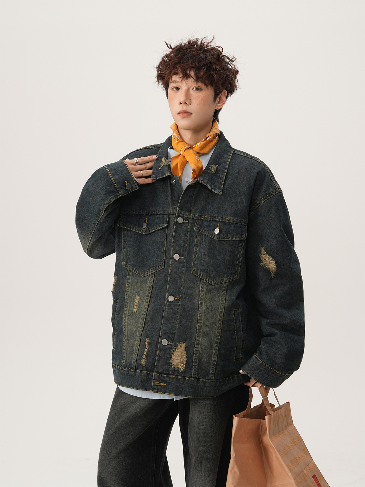 Veste en jean déchirée style A - Street Fashion Vintage avis et prix